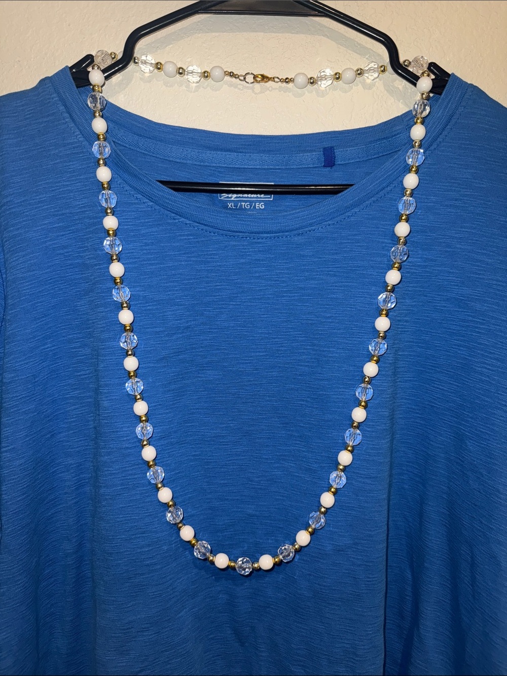 Kirkland Signature size XL blue top and a beautiful necklace bundle! - Picture 2 of 7